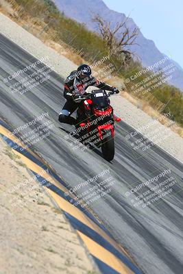 media/Mar-20-2025-Racers Edge (Thu) [[0731d8e3a1]]/2-B Group/Session 4 (Turn 3 Inside)/
